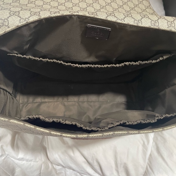 GUCCI DIAPER BAG - - Picture 5 of 5